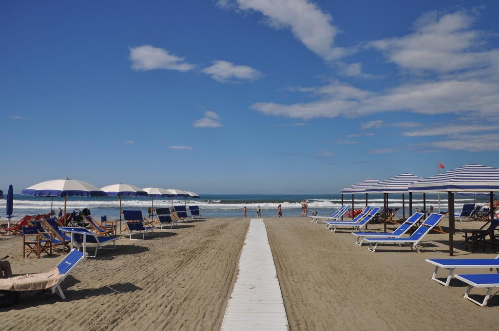 Holiday Apartments Fiumetto Marina di Pietrasanta Eksteriør billede